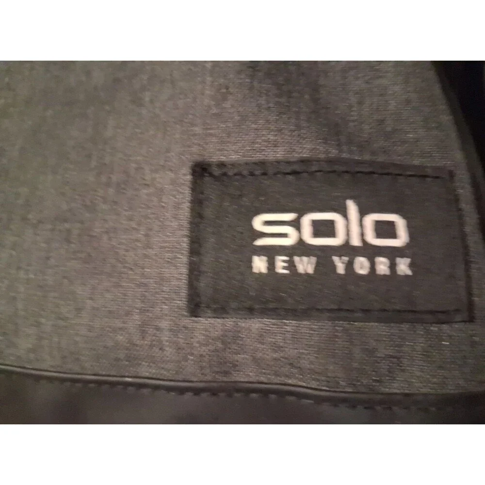 Solo New York Convertible Backpack Laptop Bag Polyester Padded Gray Black